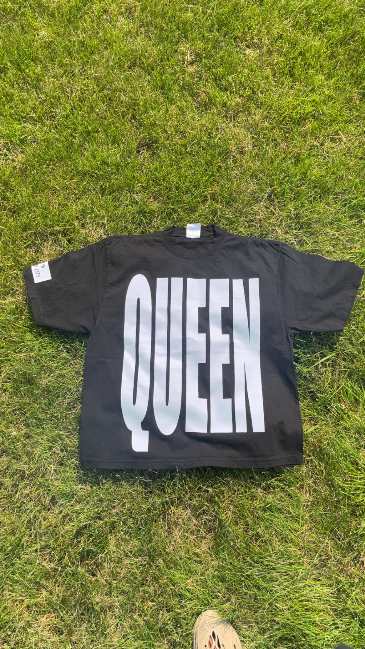 “Queen” Drop Shoulder
